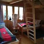 Swisshut Bed & Breakfast 2*