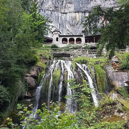 Swisshut Frühstückspension Sigriswil