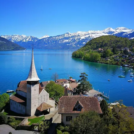 Bed & Breakfast Swisshut 2*