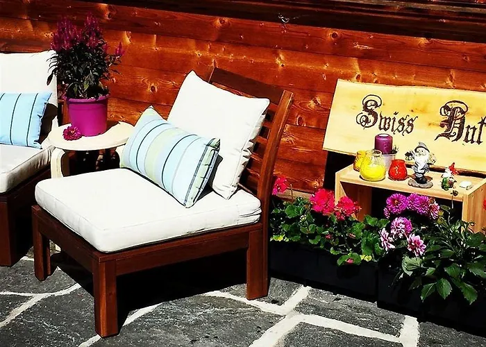 Swisshut Bed & Breakfast 2*