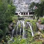 Swisshut Bed & Breakfast Sigriswil