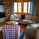 Swisshut Bed & Breakfast