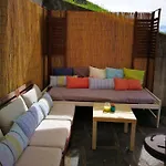 Swisshut Bed & Breakfast Sigriswil